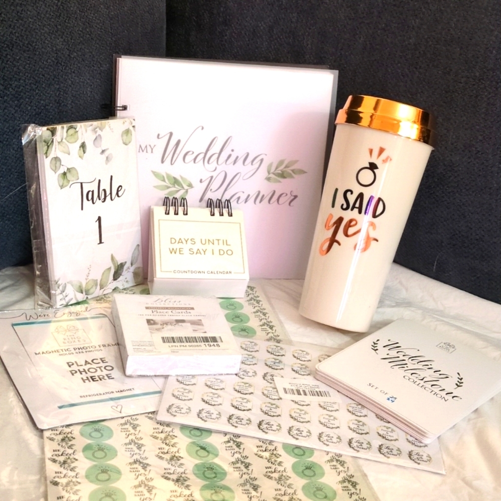 Miscellaneous Wedding Planning Items - image 1